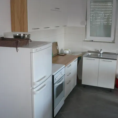 דירה With Parking Space Maslenica, Novigrad - 6573 *