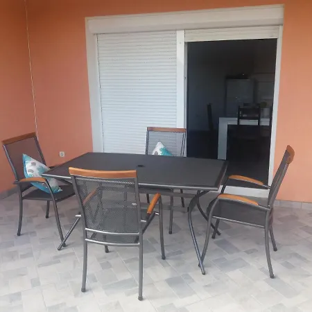 Apartman With Parking Space Maslenica, Novigrad - 6573
