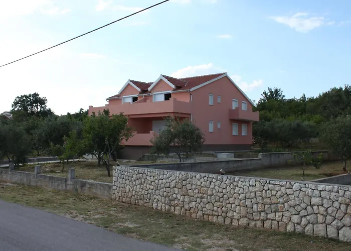 Διαμέρισμα With Parking Space Maslenica, Novigrad - 6573 Jasenice (Zadar)